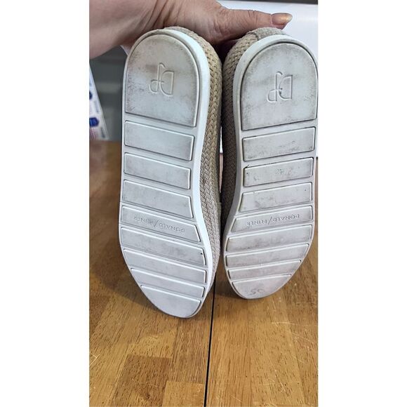 DONALD J. PLINER PALMS WOMENS TAUPE SUEDE ESPADRILLE LOAFERS SHOES SZ 8.5 - Picture 10 of 11